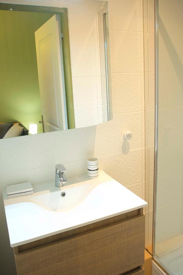 Le 110, Un Grand Studio 2 Etoiles, Pour Tout Faire A Pied Aix-les-Bains Luaran gambar