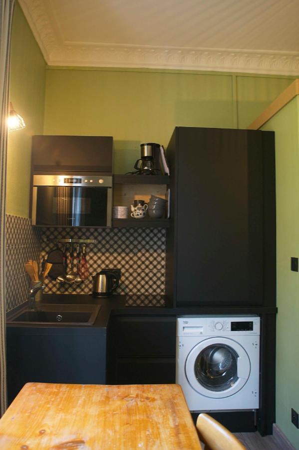 Le 110, Un Grand Studio 2 Etoiles, Pour Tout Faire A Pied Aix-les-Bains Luaran gambar